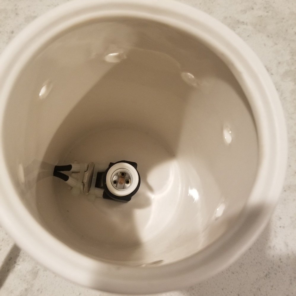 Scentsy Service and Sacrifice Warmer NEW M… - Picture 7 of 8